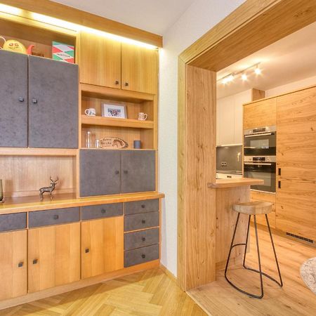 Apartment Antonia - By Alpen Apartments Целль-ам-Зе Экстерьер фото